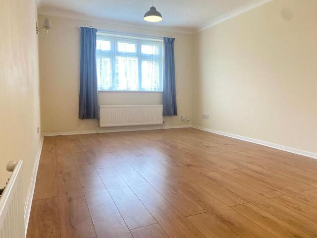 House for rent in Central, Heathlands