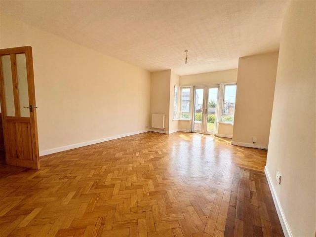 House for rent in Newcastle, Wales