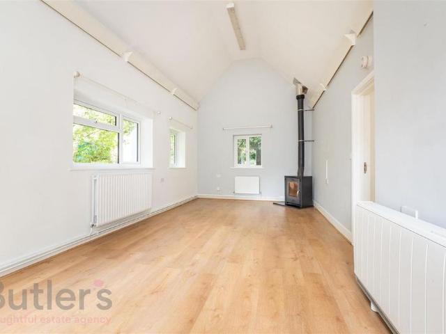 House for rent in Hillview, Surrey