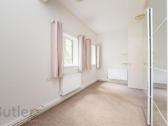 House for rent in Hillview, Surrey