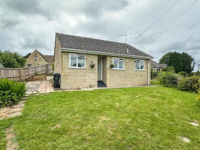 Bungalow for rent in St. Paul Malmesbury Without, Wiltshire