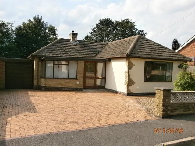Bungalow for rent in Blackfordby, Leicestershire