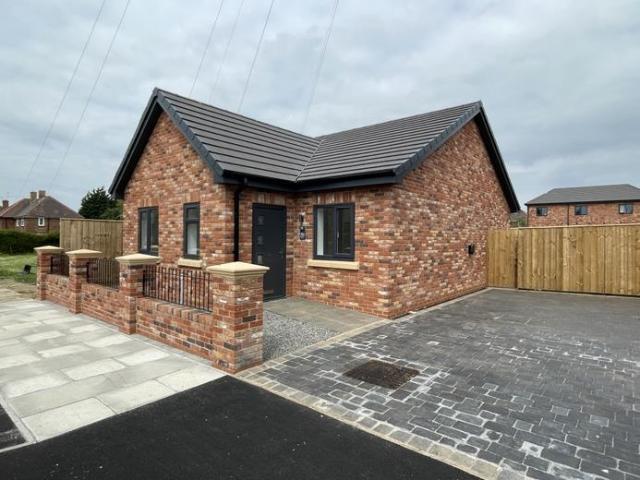 Bungalow for rent in Thorntree, Normanby