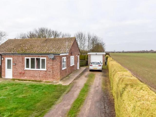 Bungalow for rent in Chedburgh, Suffolk