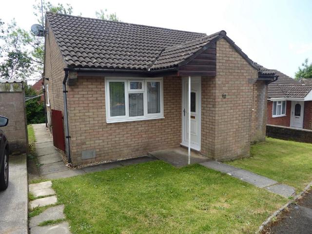 Bungalow for rent in Bridgend, Wales