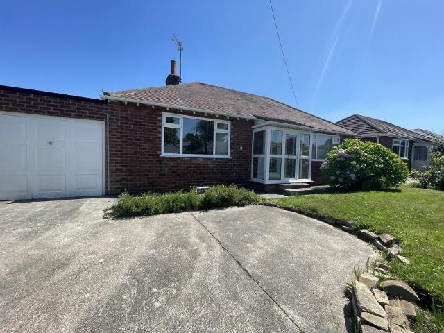 Bungalow for rent in Bramhall Green, Bramhall