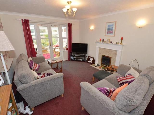 House for rent in St Margarets, Greater London