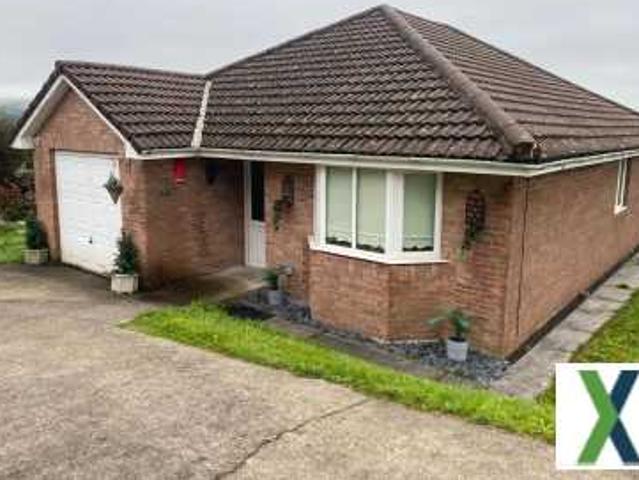 Bungalow for rent in Trefechan