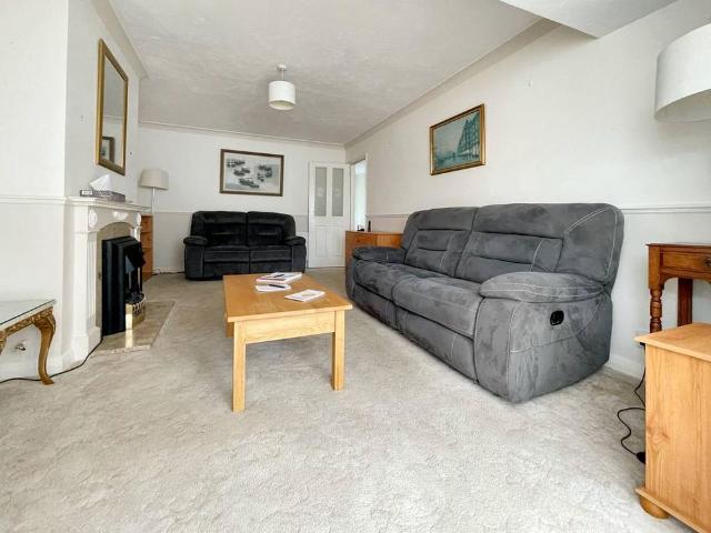 House for rent in Polegate, Cross In Hand