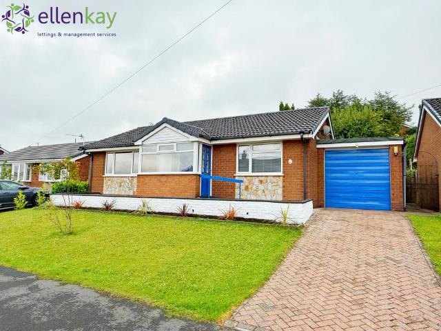 Bungalow for rent in Greenheys, Greater Manchester