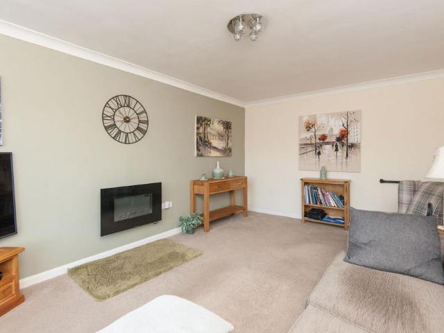 House for rent in Brackenfield, East Midlands