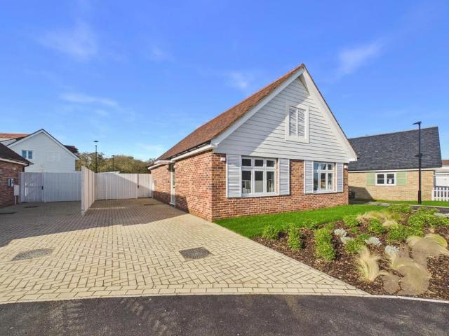 Bungalow for rent in Maldon, Essex