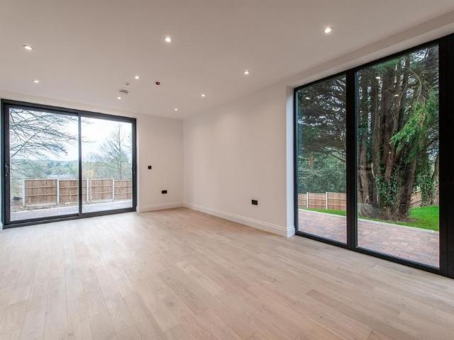 House for rent in Offham, Bourne Vale