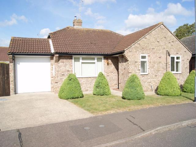 Bungalow for rent in Fordham Heath, Essex
