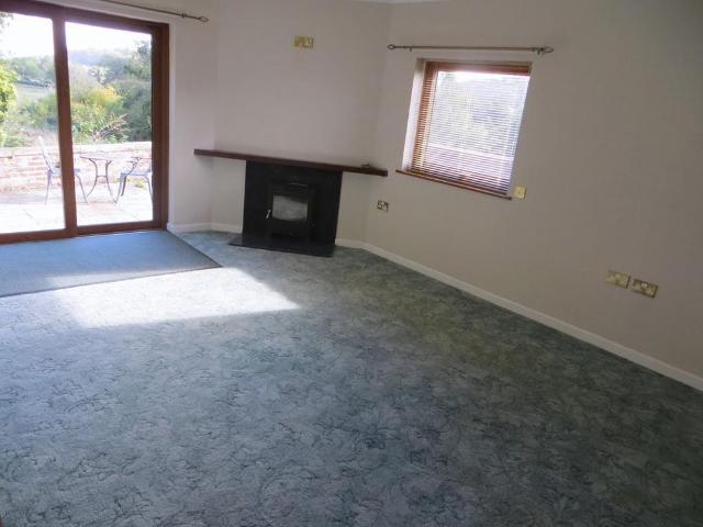 House for rent in Bettws, Abermule