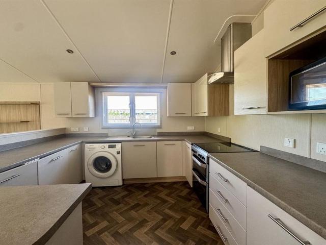 House for rent in Littlecote, West Sussex