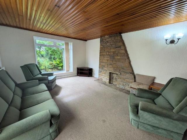 House for rent in Bramhall Green, Bramhall