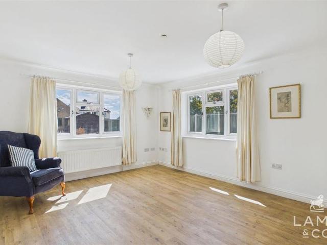 House for rent in Dale Hill, Essex