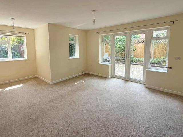 House for rent in Corfe Mullen