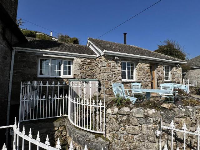 Bungalow for rent in Mousehole, Penzance