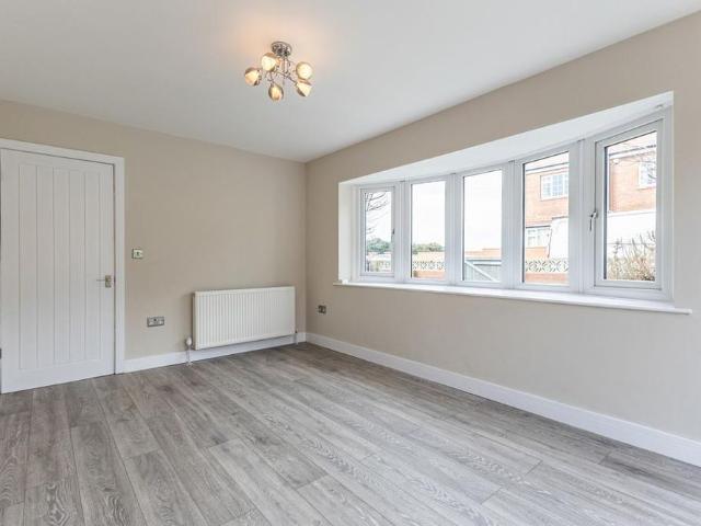 House for rent in Wrenthorpe, Wakefield