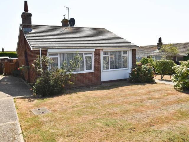 Bungalow for rent in Cross In Hand, East Sussex