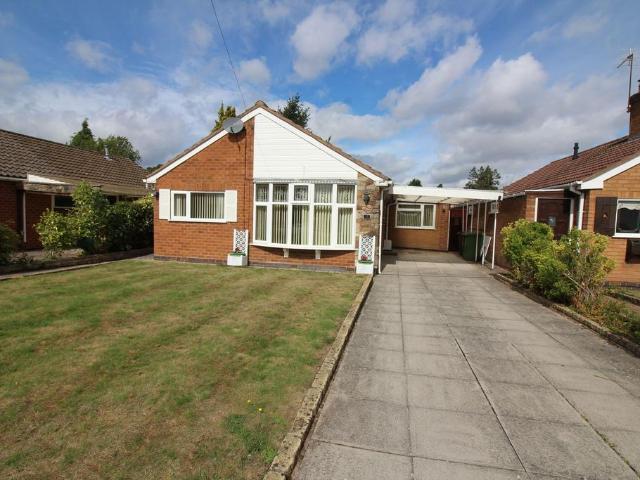 Bungalow for rent in Shirley, West Midlands