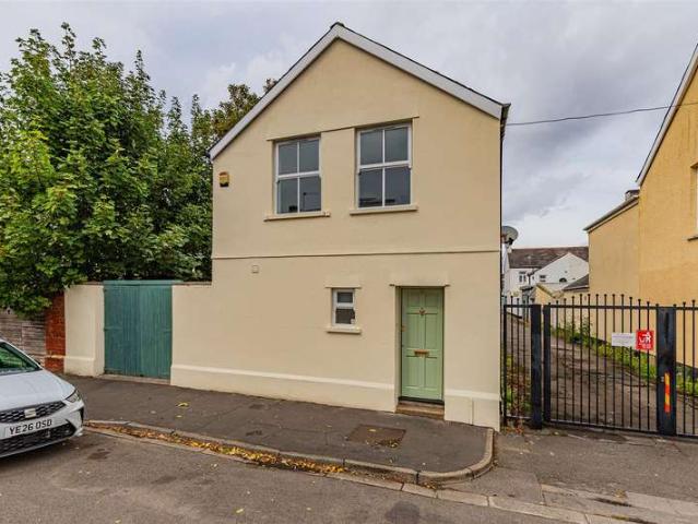 Farm for sale in Falcon Lodge, Wales
