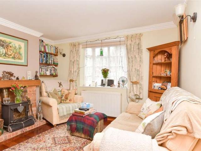 Farm for sale in Faversham Lakes, Swale
