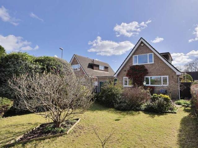 Farm for sale in East End, Corfe Mullen