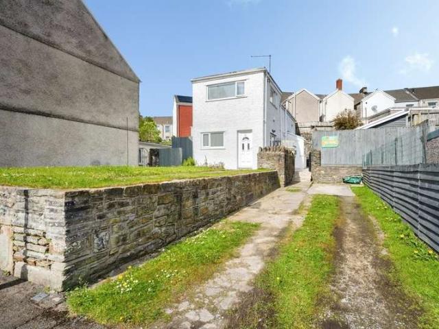 Farm for sale in Nangreaves, Wales