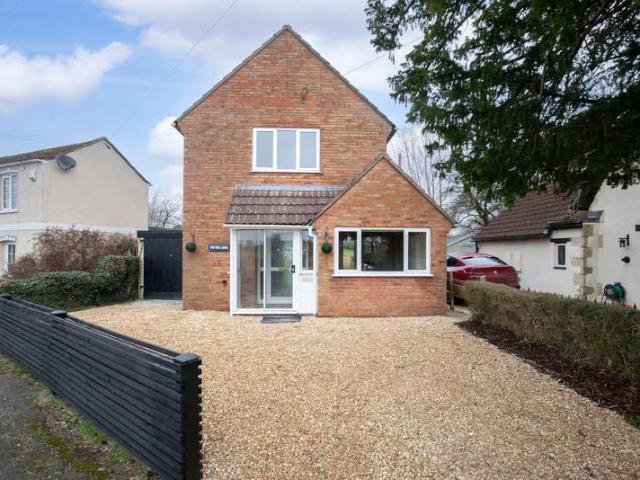 Farm for rent in Pamington, Gloucestershire
