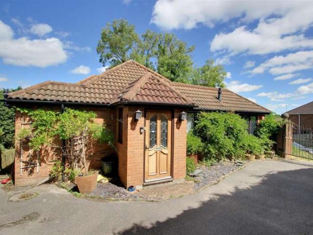 Farm for sale in Pouchen End, Hertfordshire