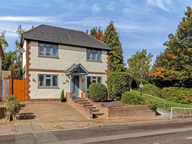 Farm for sale in Nomansland, St Albans