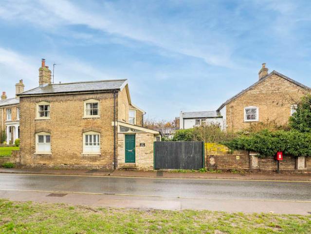 Farm for sale in Sudbury, Chelmondiston