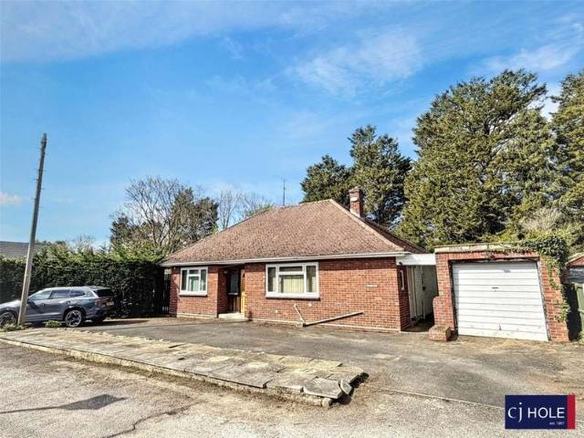Farm for sale in Cranham Gate, Pamington