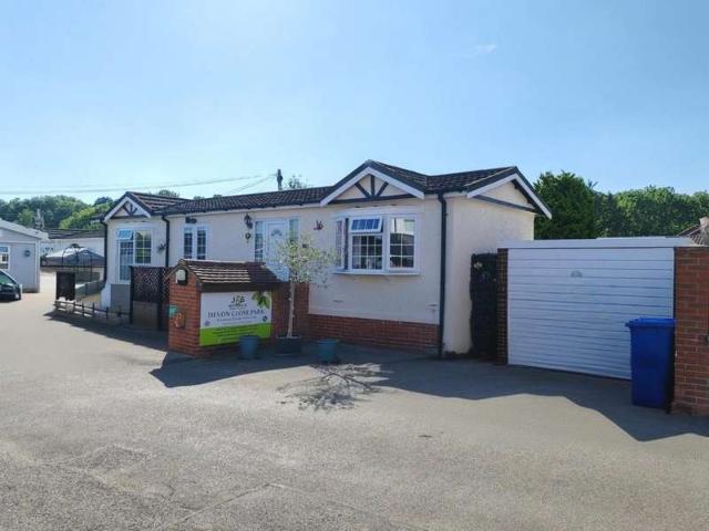 Farm for sale in Little Sandhurst