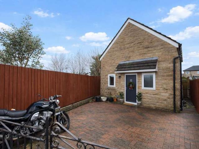 Farm for sale in Keighley, West Yorkshire