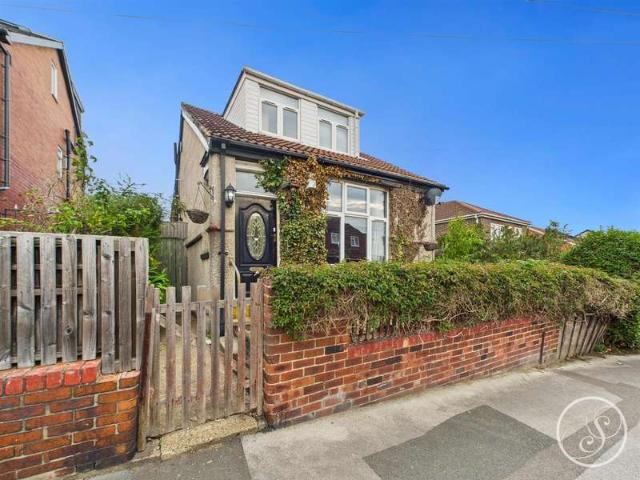 Farm for sale in Osmondthorpe, West Yorkshire