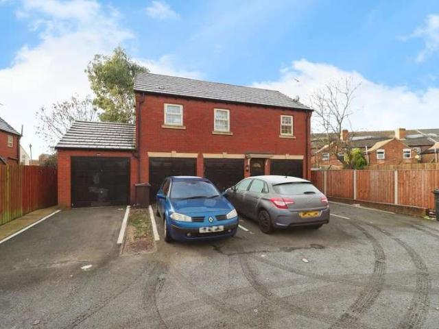 Maisonette for sale in East Midlands