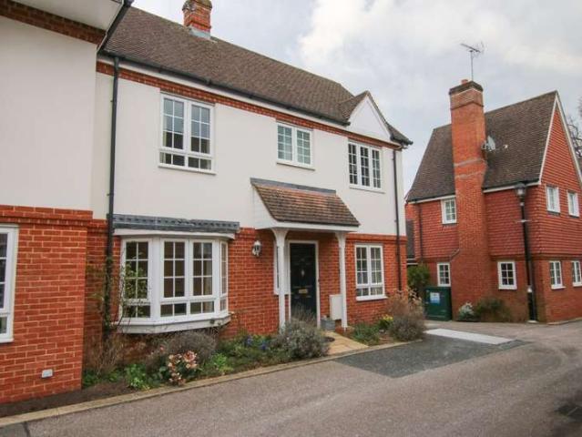Farm for sale in Emmbrook, Wokingham