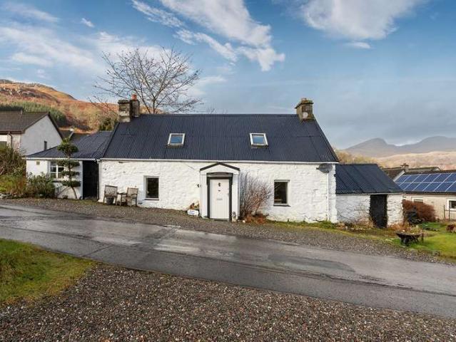 Farm for sale in Killin