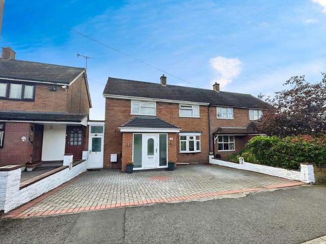 Farm for sale in Huntington, Great Chatwell