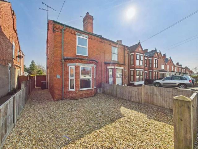 Farm for sale in Boultham Moor, Brayford