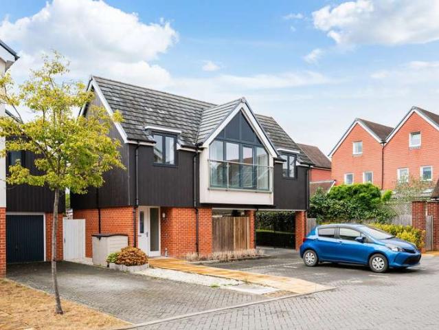 Farm for sale in Oxted, Hillview