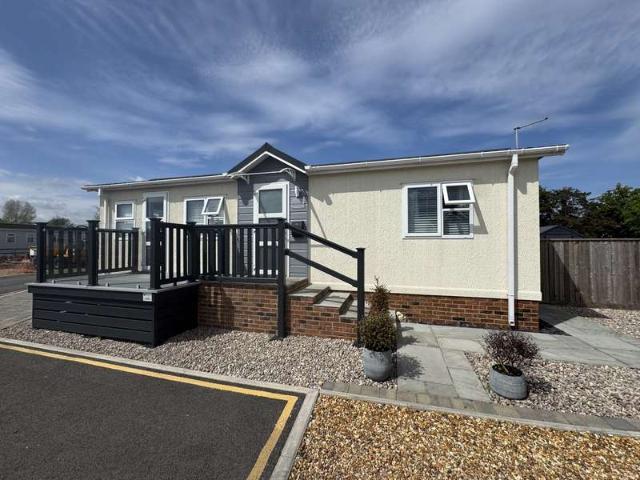 Farm for sale in Ringwood, Ashurst Bridge