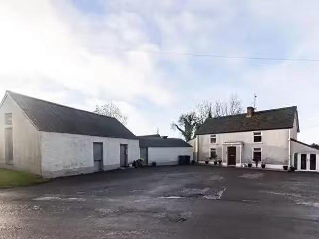 House for sale in Keady