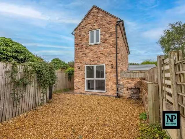 House for rent in Gun Hill, Warwickshire