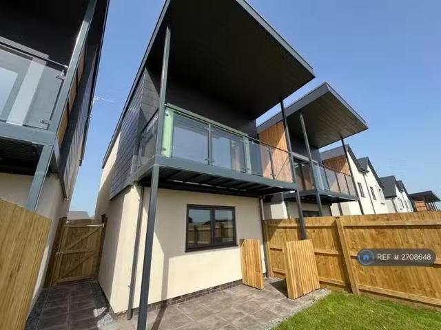 House for rent in Budlake, Devon