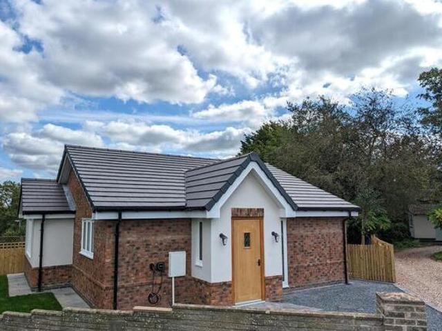 House for rent in Chadsmoor, Staffordshire